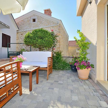Apartments Karla & Marija Petrcane Bilik gambar