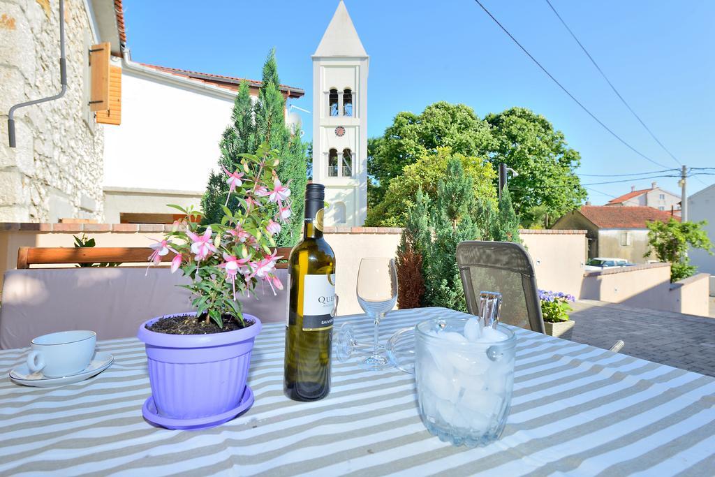 Apartments Karla & Marija Petrcane Bilik gambar