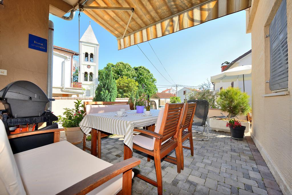 Apartments Karla & Marija Petrcane Bilik gambar