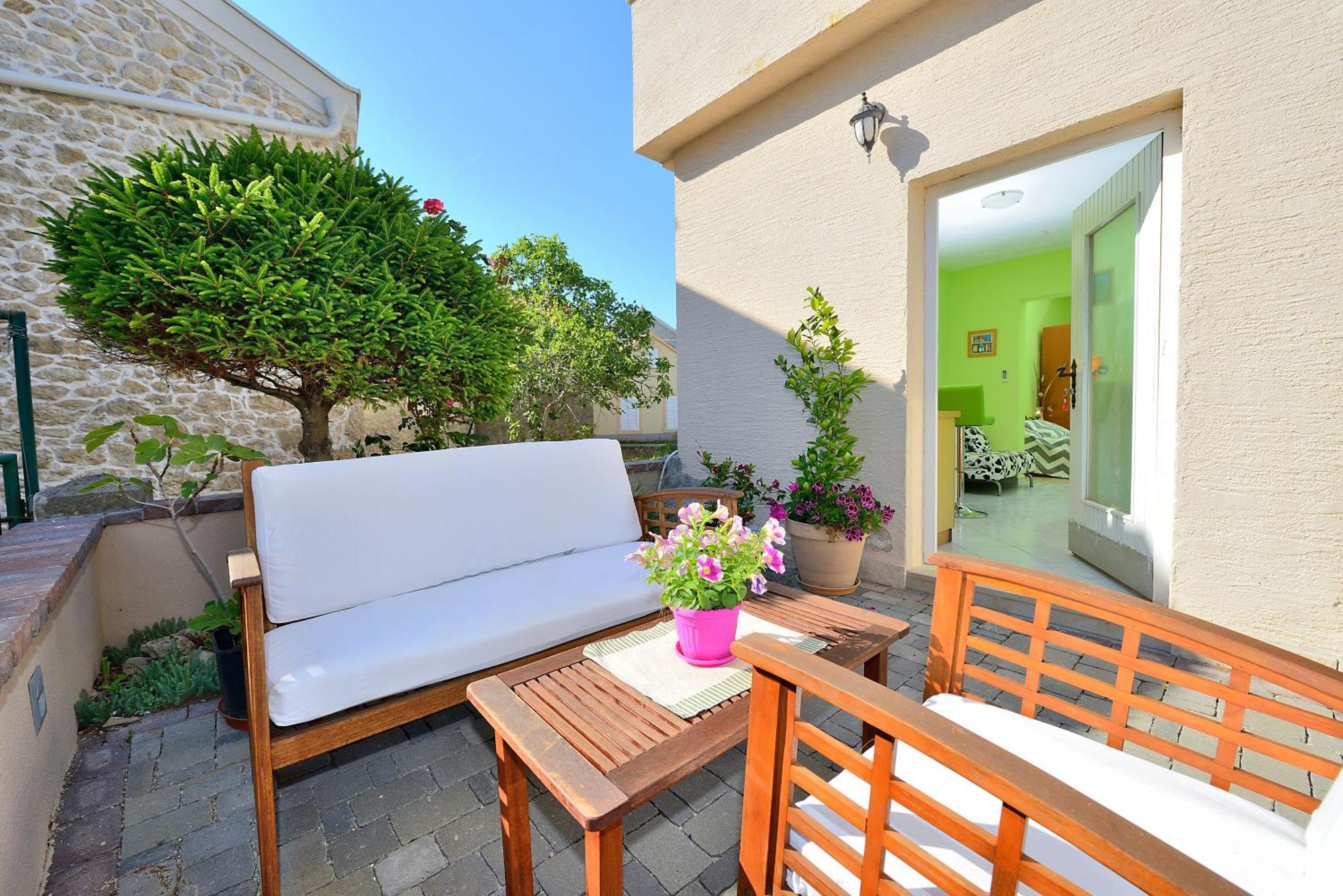 Apartments Karla & Marija Petrcane Bilik gambar